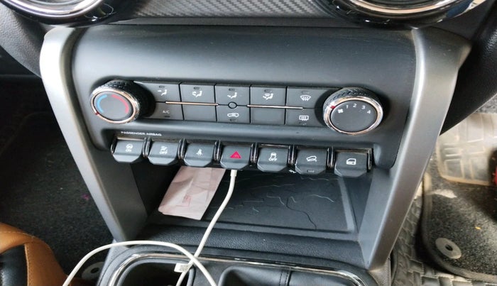 2024 Mahindra Thar LX D HT 2WD MT, Diesel, Manual, 37,304 km, interior