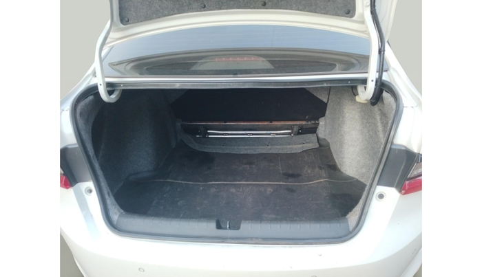 2021 Honda City 1.5L I-DTEC VX, Diesel, Manual, 77,846 km, exterior