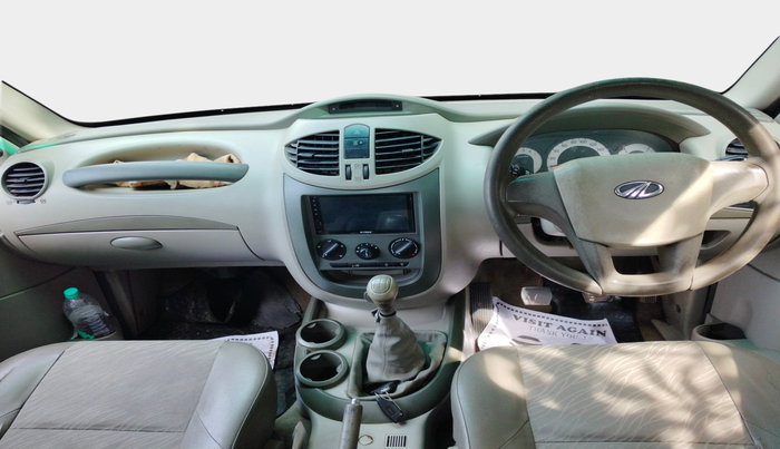 2015 Mahindra Quanto C4, Diesel, Manual, 86,572 km, interior