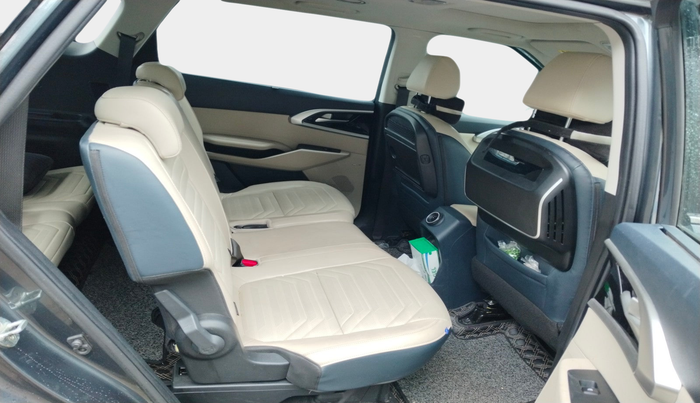 2022 KIA CARENS LUXURY PLUS 1.5 DIESEL AT 7 STR, Diesel, Automatic, 37,209 km, interior