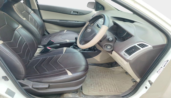 2012 Hyundai i20 MAGNA 1.2, Petrol, Manual, 1,53,274 km, interior