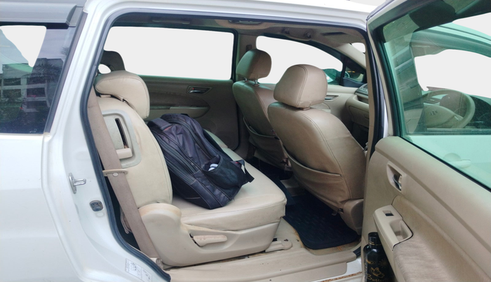2013 Maruti Ertiga VDI, Diesel, Manual, 1,95,000 km, interior