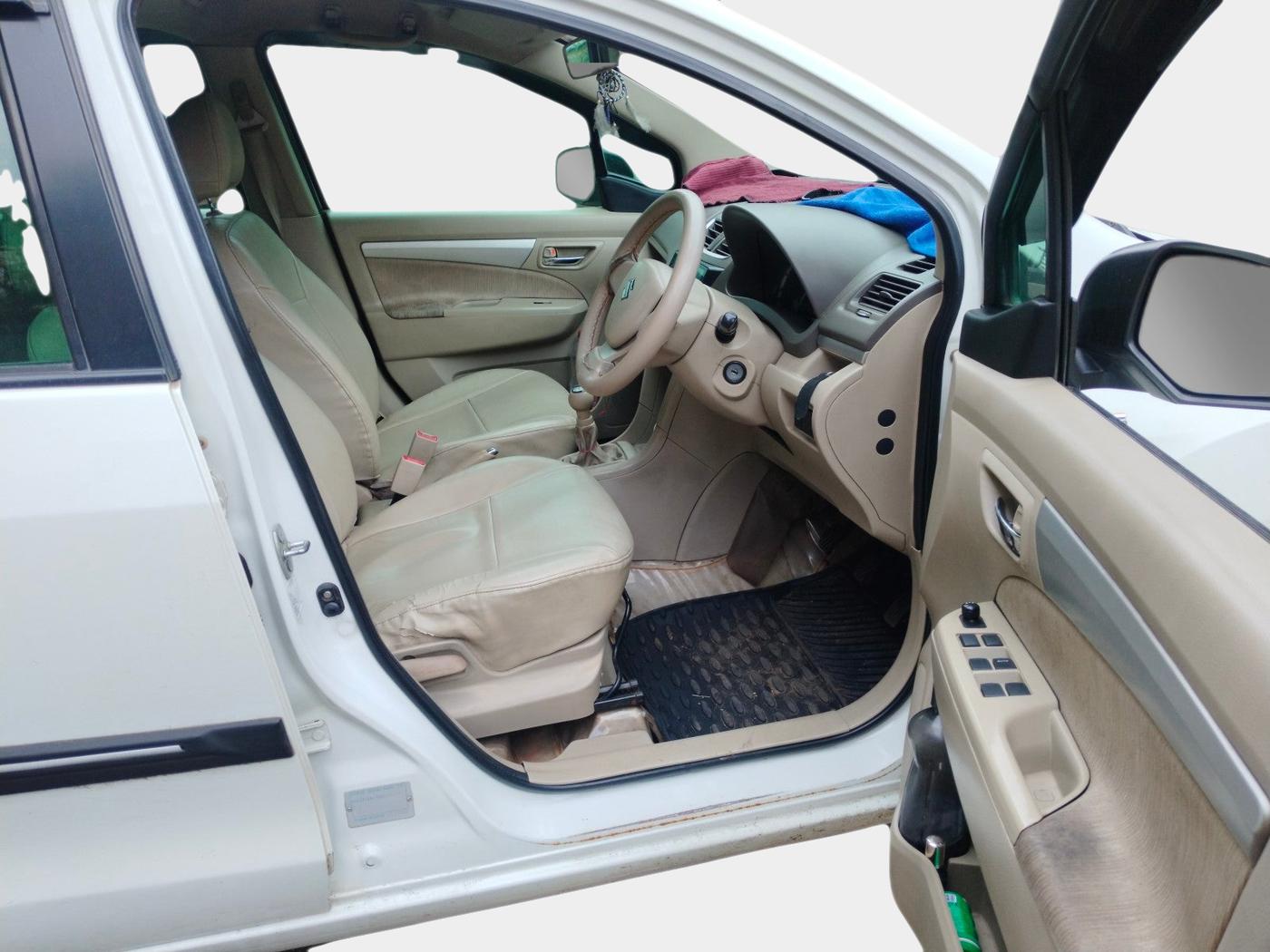 2013 Maruti Ertiga VDI, Diesel, Manual, 1,95,000 km, interior