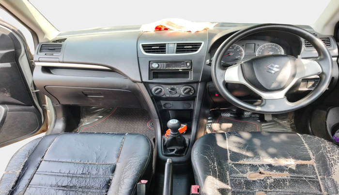 2011 Maruti Swift VXI, Petrol, Manual, 1,35,304 km, interior