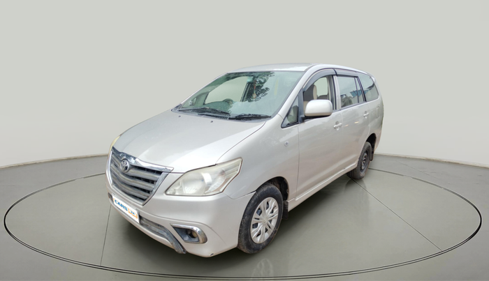 2013 Toyota Innova 2.5 GX 8 STR, Diesel, Manual, 2,67,925 km, exterior