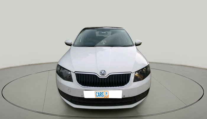 2015 Skoda Octavia ELEGANCE 2.0 TDI AT, Diesel, Automatic, 1,53,485 km, exterior