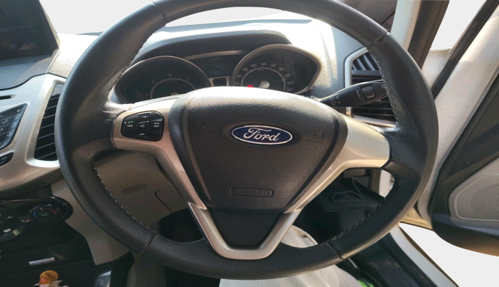 2013 Ford Ecosport TITANIUM 1.5L DIESEL, Diesel, Manual, 1,12,506 km, interior