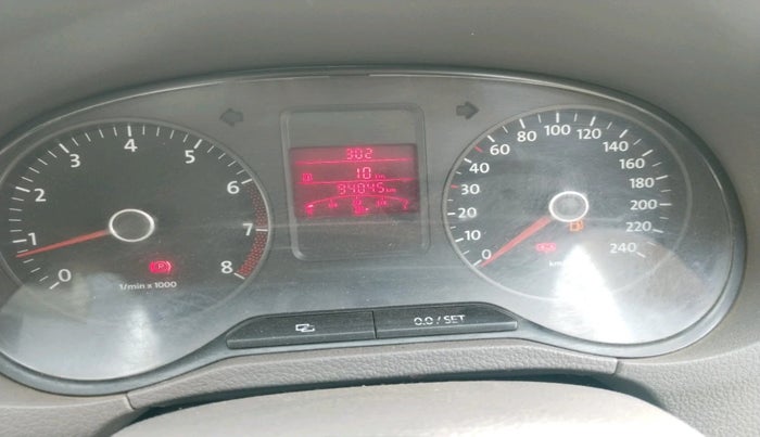 2012 Volkswagen Vento COMFORTLINE 1.6, Petrol, Manual, 94,045 km, interior