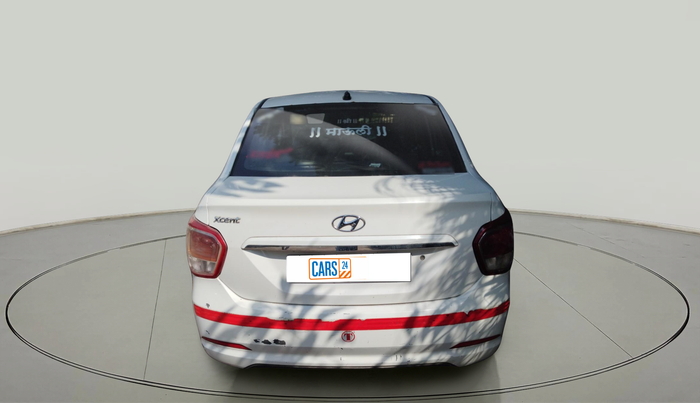 2017 Hyundai Xcent BASE ABS 1.1, Diesel, Manual, 1,64,156 km, exterior