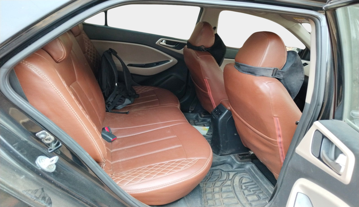 2016 Hyundai Elite i20 ASTA 1.2 (O), Petrol, Manual, 1,44,131 km, interior