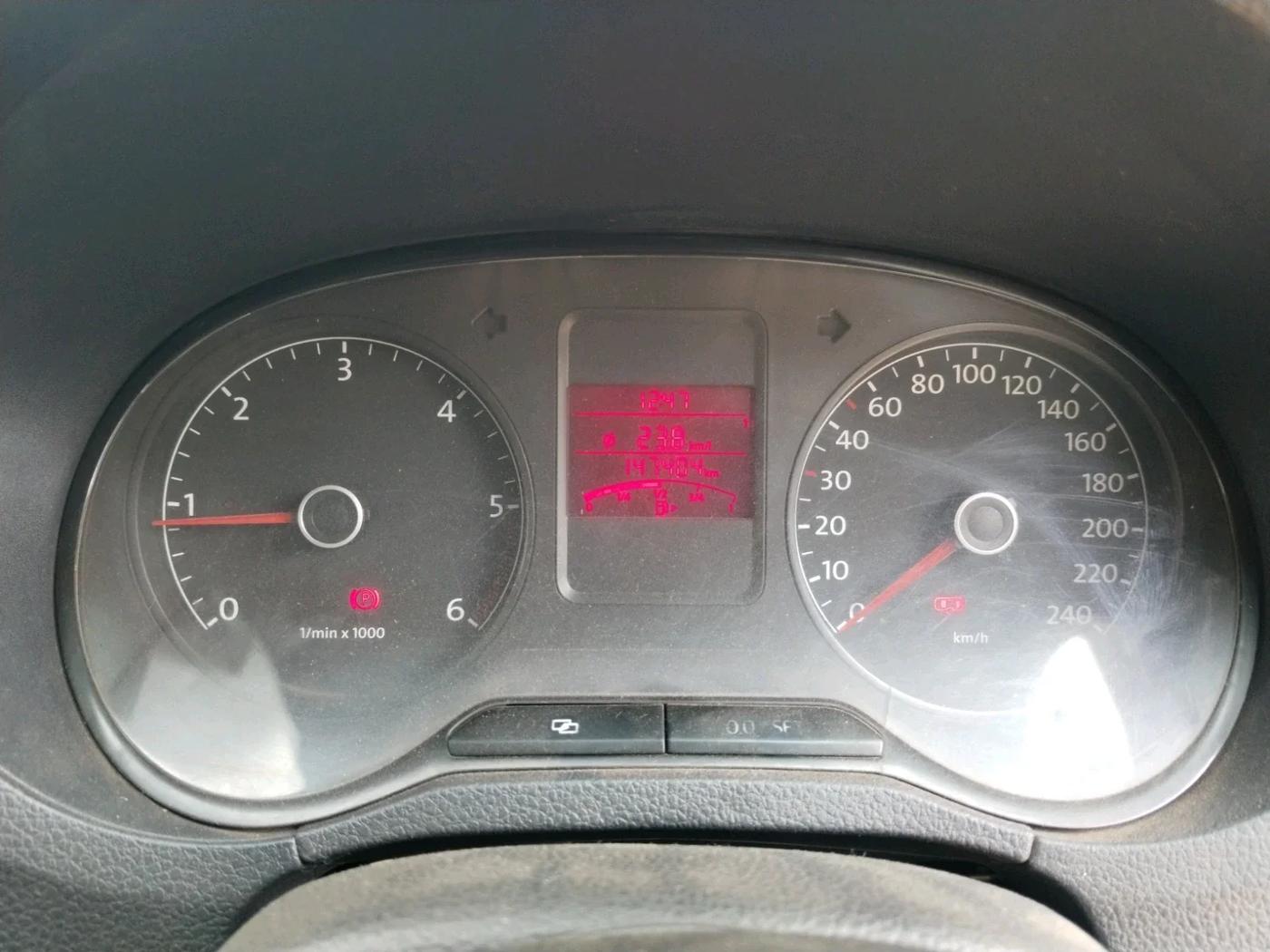 2013 Volkswagen Polo HIGHLINE DIESEL, Diesel, Manual, 1,47,404 km, interior