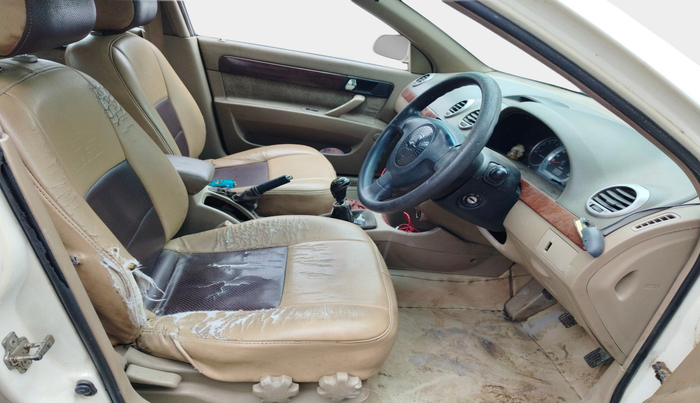 2010 Chevrolet Optra Magnum LS 2.0 TCDI, Diesel, Manual, 1,67,710 km, interior