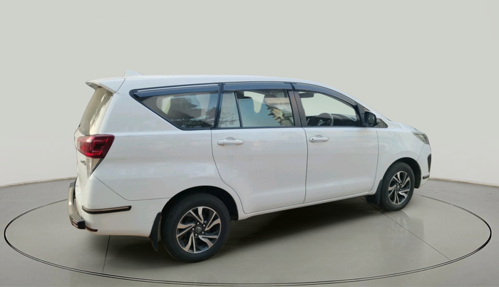 2021 Toyota Innova Crysta 2.4 G 8 STR, Diesel, Manual, 1,37,766 km, exterior