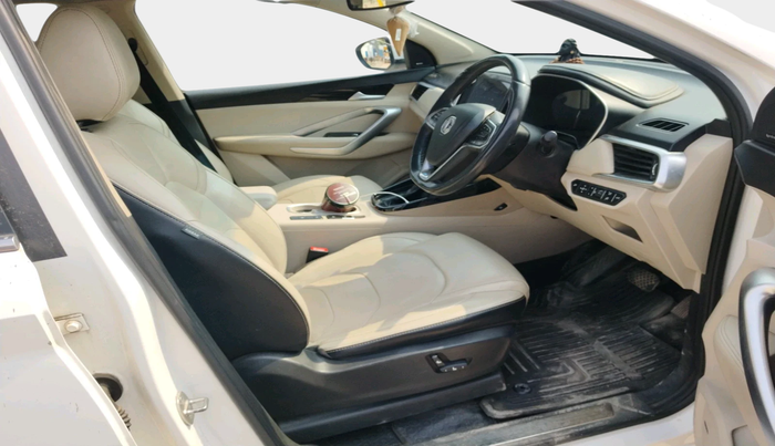 2021 MG HECTOR SHARP 1.5 DCT PETROL, Petrol, Automatic, 1,18,422 km, interior