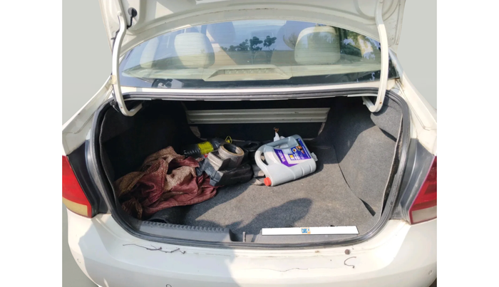 2011 Volkswagen Vento HIGHLINE DIESEL 1.6, Diesel, Manual, 96,644 km, exterior