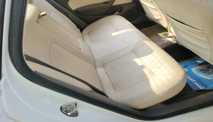 2011 Volkswagen Vento HIGHLINE DIESEL 1.6, Diesel, Manual, 96,644 km, interior