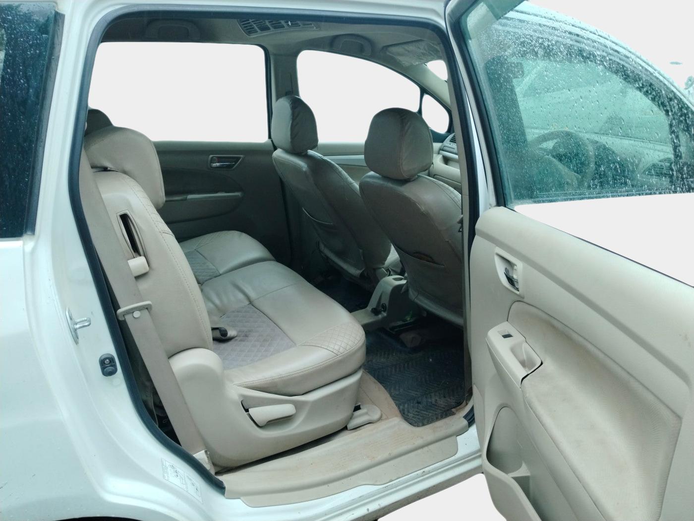 2016 Maruti Ertiga VXI, Petrol, Manual, 99,285 km, interior