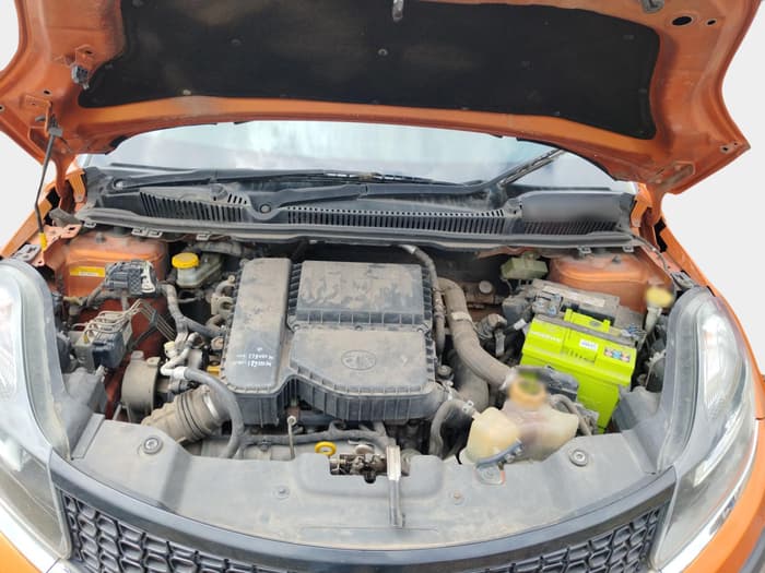 2019 Tata NEXON XZ PLUS DIESEL DUAL TONE, Diesel, Manual, 1,79,099 km, exterior
