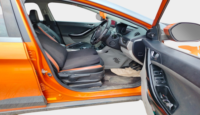 2019 Tata NEXON XZ PLUS DIESEL DUAL TONE, Diesel, Manual, 1,79,099 km, interior