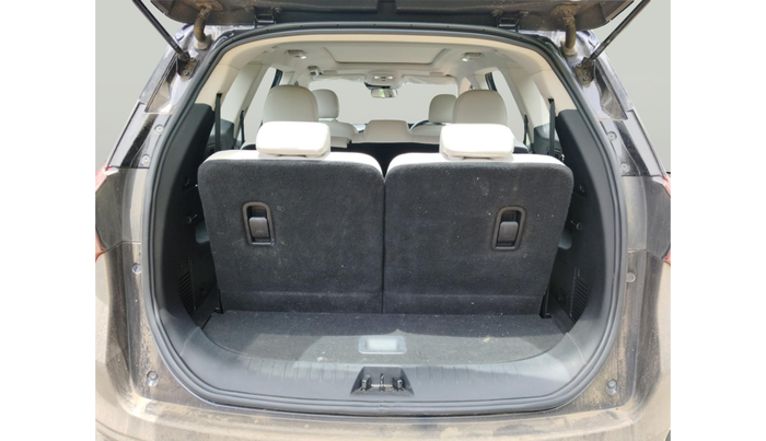 2022 Mahindra XUV700 AX 7 LUXURY D AT 7 STR, Diesel, Automatic, 45,370 km, exterior