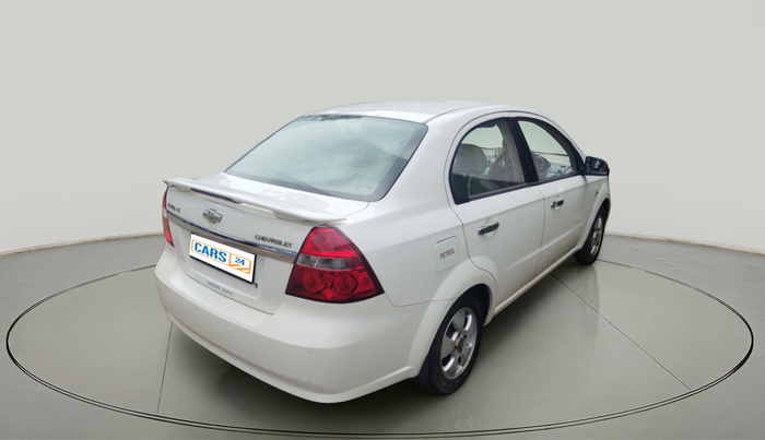2010 Chevrolet Aveo LT 1.4, Petrol, Manual, 1,54,707 km, exterior