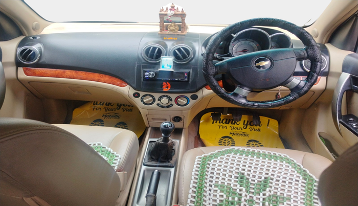 2010 Chevrolet Aveo LT 1.4, Petrol, Manual, 1,54,707 km, interior