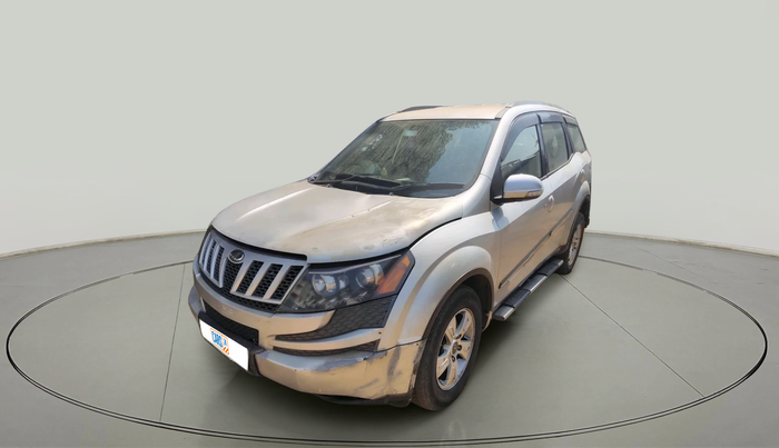 2011 Mahindra XUV500 W8, Diesel, Manual, 2,09,373 km, exterior