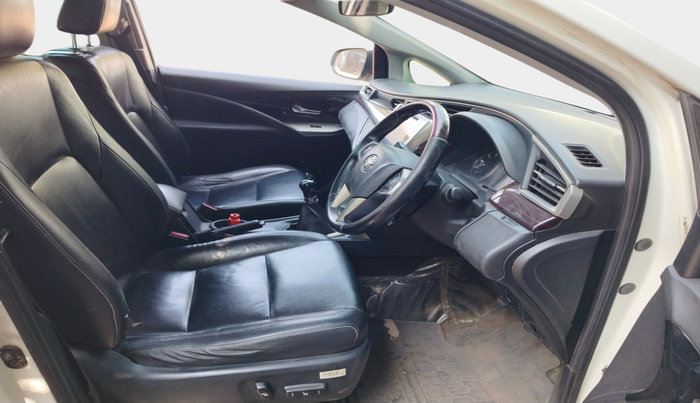 2016 Toyota Innova Crysta 2.4 ZX 7 STR, Diesel, Manual, 2,85,000 km, interior