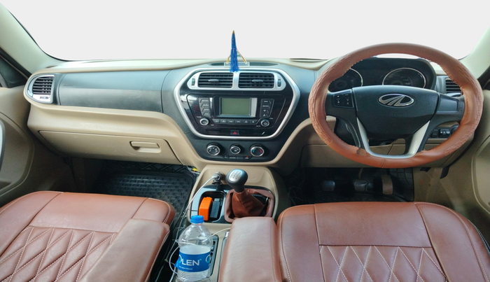 2016 Mahindra TUV300 T8, Diesel, Manual, 1,17,643 km, interior