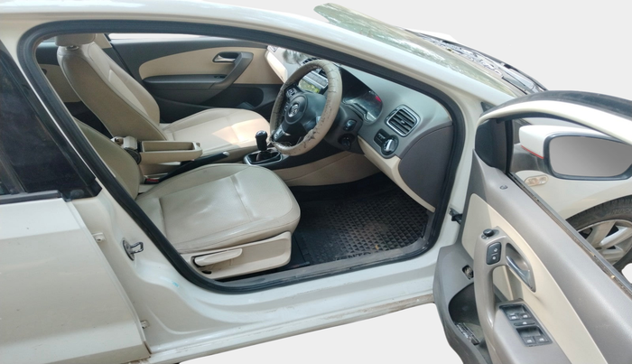 2012 Volkswagen Vento HIGHLINE DIESEL 1.6, Diesel, Manual, 1,93,365 km, interior