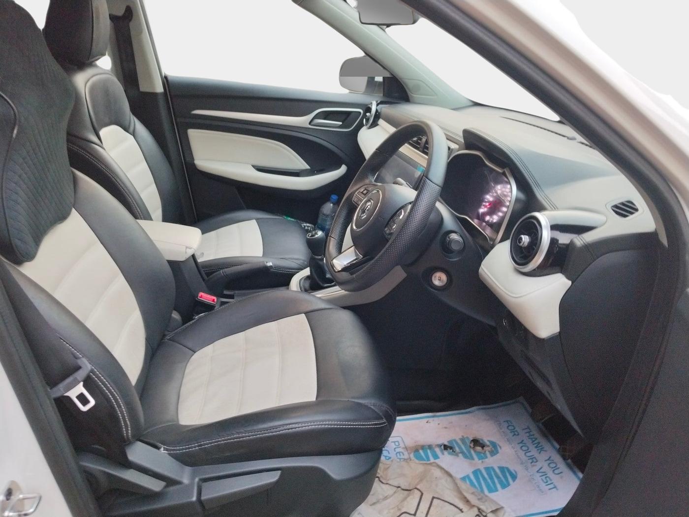 2024 MG ASTOR Sprint 1.5 MT (Ivory), Petrol, Manual, 50,200 km, interior