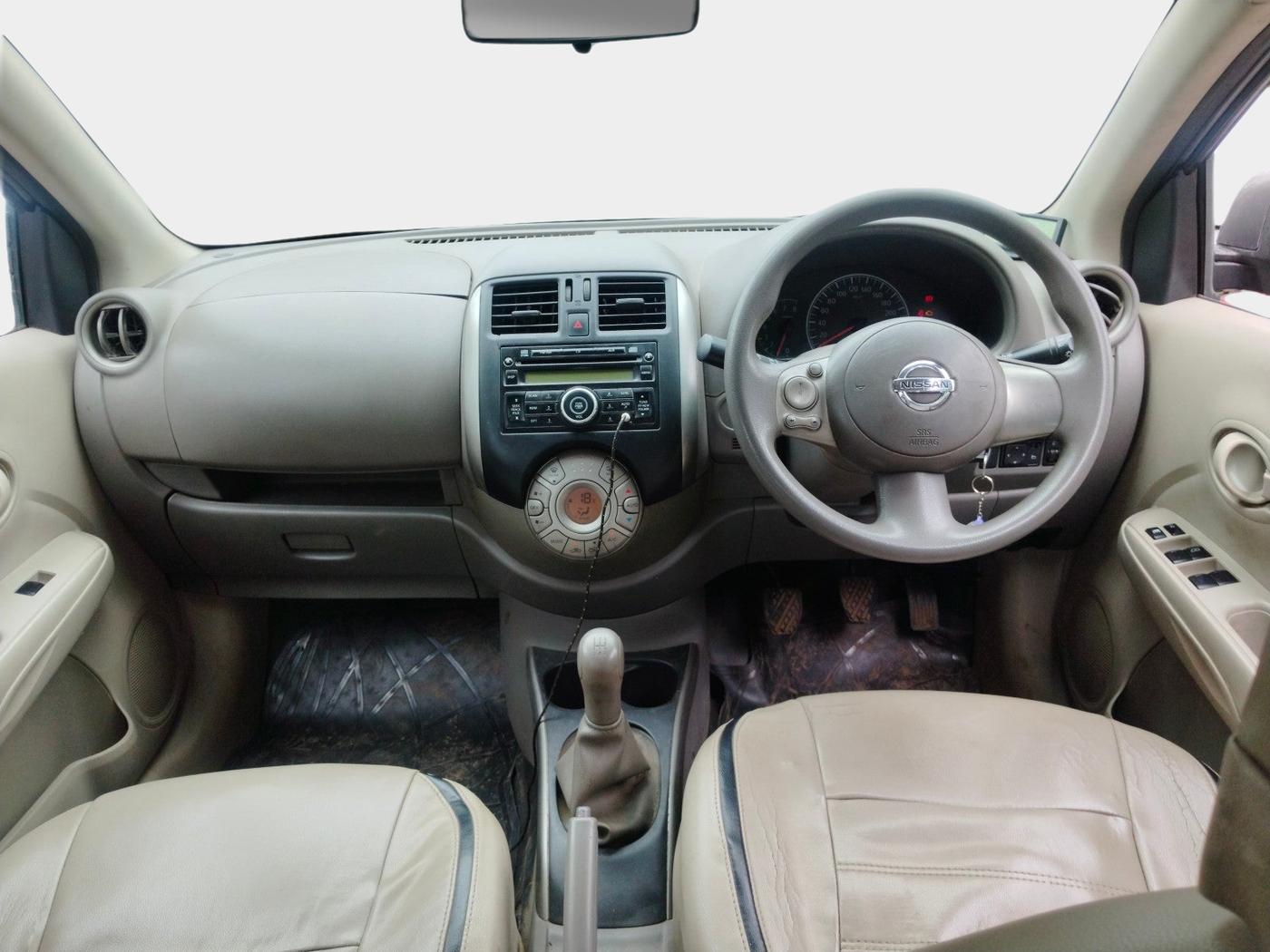 2013 Nissan Sunny XL, Petrol, Manual, 77,700 km, interior