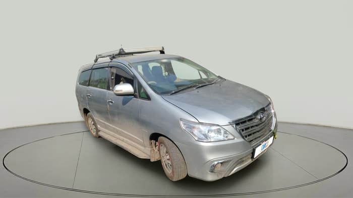 2015 Toyota Innova 2.5 VX 7 STR, Diesel, Manual, 2,06,000 km, exterior