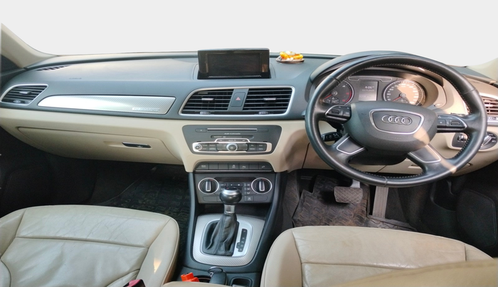 2018 Audi Q3 35 TDI Quattro, Diesel, Automatic, 92,500 km, interior