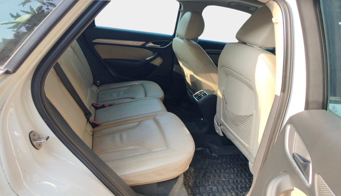 2018 Audi Q3 35 TDI Quattro, Diesel, Automatic, 92,500 km, interior