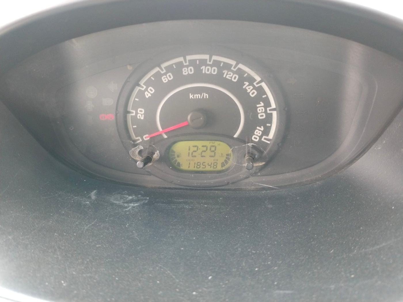2010 Chevrolet Spark LS 1.0, Petrol, Manual, 1,19,000 km, interior