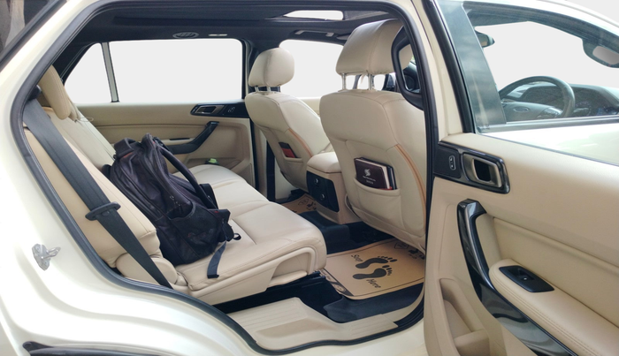 2021 Ford Endeavour TITANIUM PLUS 2.0 4X4 AT SUNROOF, Diesel, Automatic, 1,26,130 km, interior