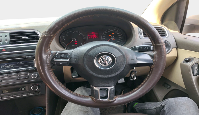 2011 Volkswagen Vento HIGHLINE DIESEL 1.6, Diesel, Manual, 2,07,585 km, interior
