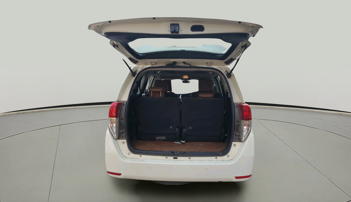 2016 Toyota Innova Crysta 2.8 ZX AT 7 STR, Diesel, Automatic, 2,54,095 km, exterior