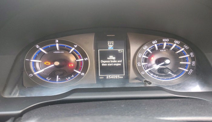 2016 Toyota Innova Crysta 2.8 ZX AT 7 STR, Diesel, Automatic, 2,54,095 km, interior