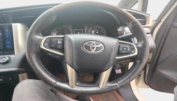 2016 Toyota Innova Crysta 2.8 ZX AT 7 STR, Diesel, Automatic, 2,54,095 km, interior