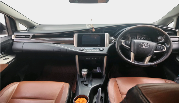 2016 Toyota Innova Crysta 2.8 ZX AT 7 STR, Diesel, Automatic, 2,54,095 km, interior