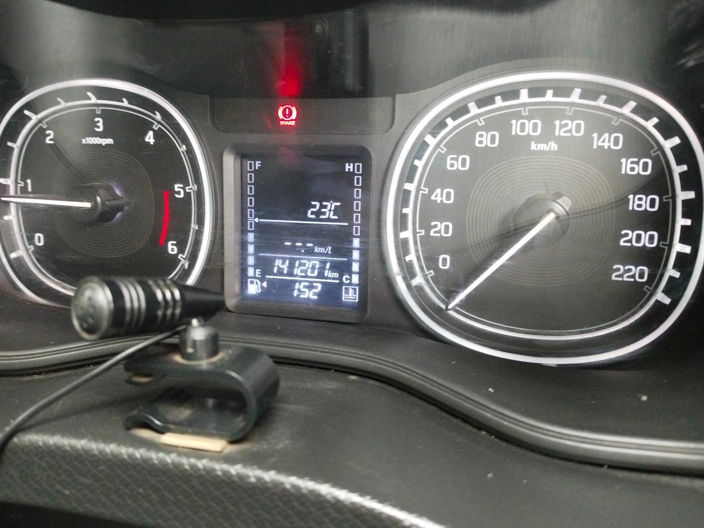 2019 Maruti Vitara Brezza ZDI, Diesel, Manual, 1,42,000 km, interior