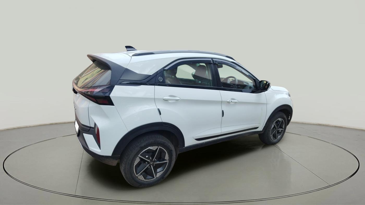 2024 Tata NEXON CREATIVE  AMT 1.2 PETROL, Petrol, Automatic, 19,000 km, exterior