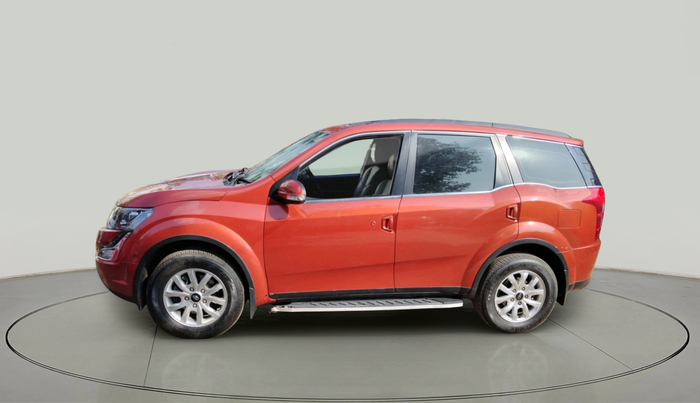 2015 Mahindra XUV500 W10, Diesel, Manual, 1,02,500 km, exterior