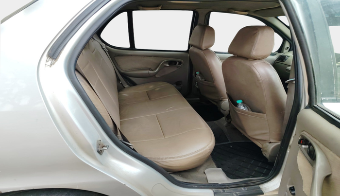 2010 Tata Indigo CS LX TDI, Diesel, Manual, 2,35,465 km, interior