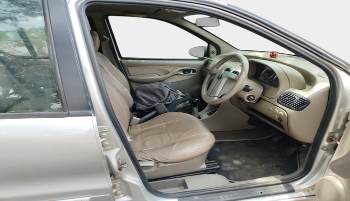 2010 Tata Indigo CS LX TDI, Diesel, Manual, 2,35,465 km, interior