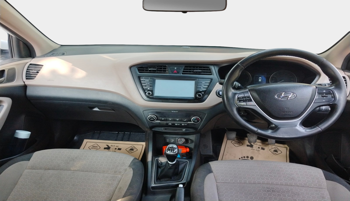 2017 Hyundai Elite i20 ASTA 1.4 CRDI (O), Diesel, Manual, 1,25,027 km, interior