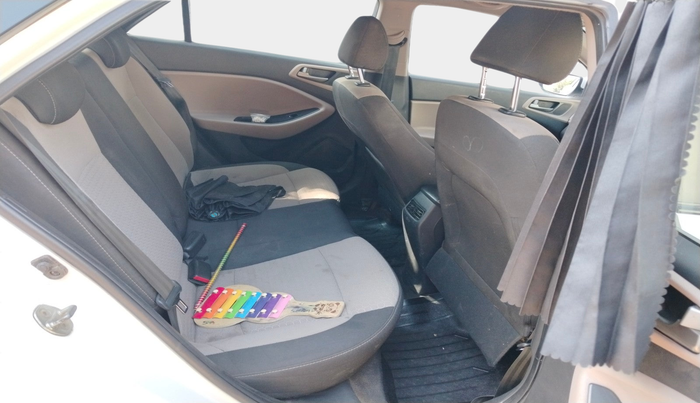 2017 Hyundai Elite i20 ASTA 1.4 CRDI (O), Diesel, Manual, 1,25,027 km, interior