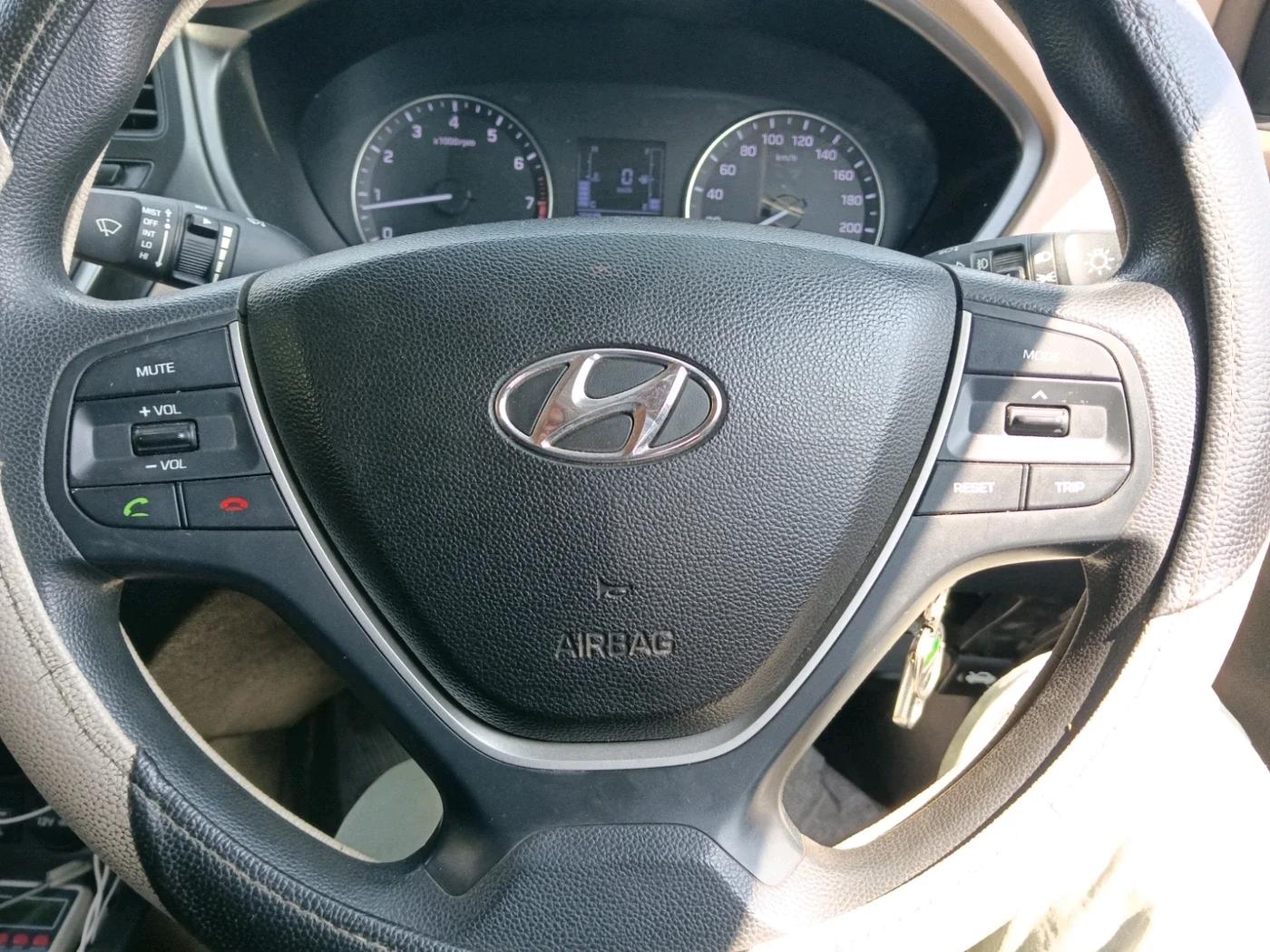 2017 Hyundai Elite i20 SPORTZ 1.2, Petrol, Manual, 20,447 km, interior